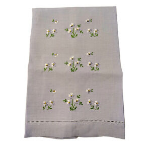 Vintage Daisy Embroidered Tea Towel Light Gray